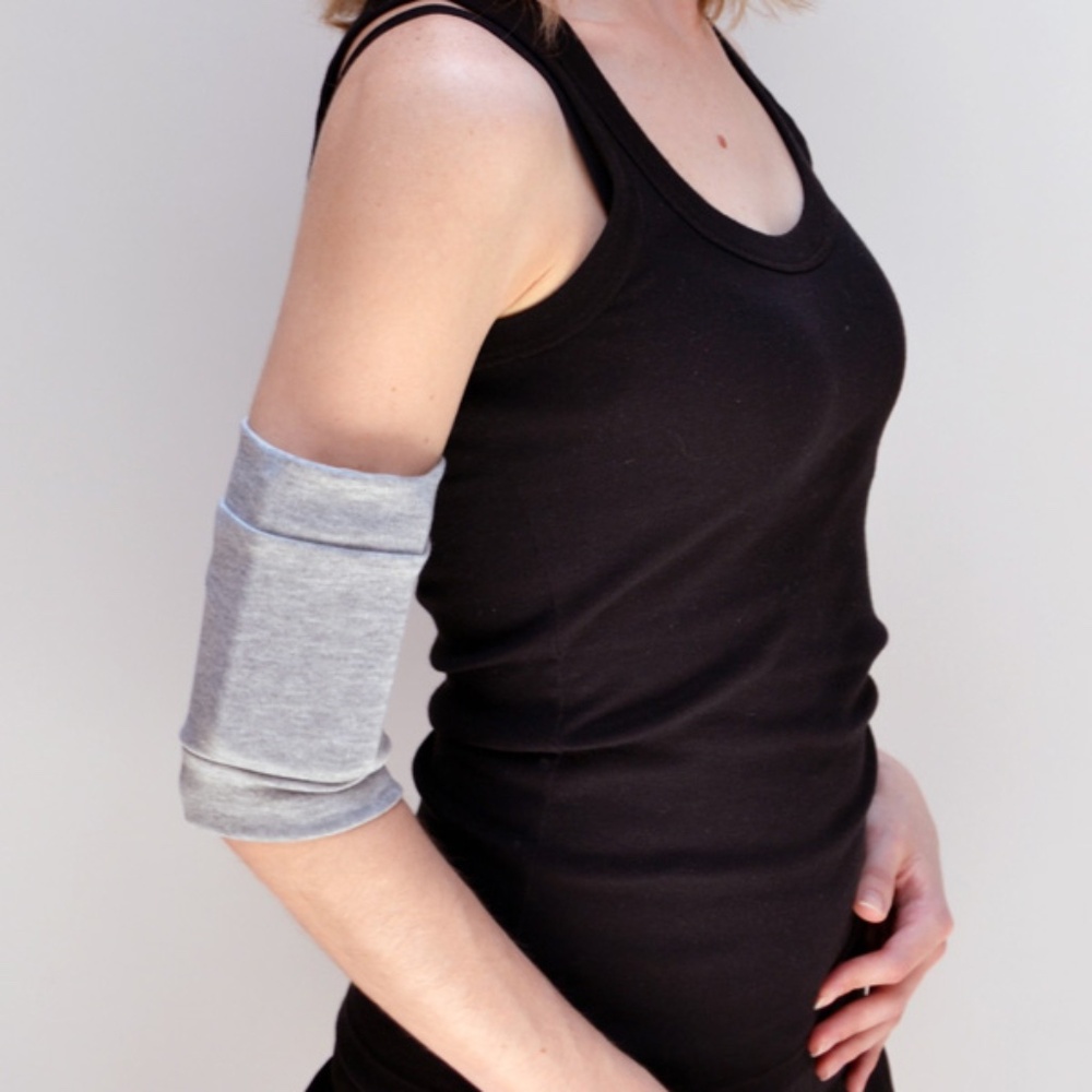 Workout Arm Bands with Secret Pocket Grey Hiking Cuffs Running Armbands Festival - Picture 5 of 6
